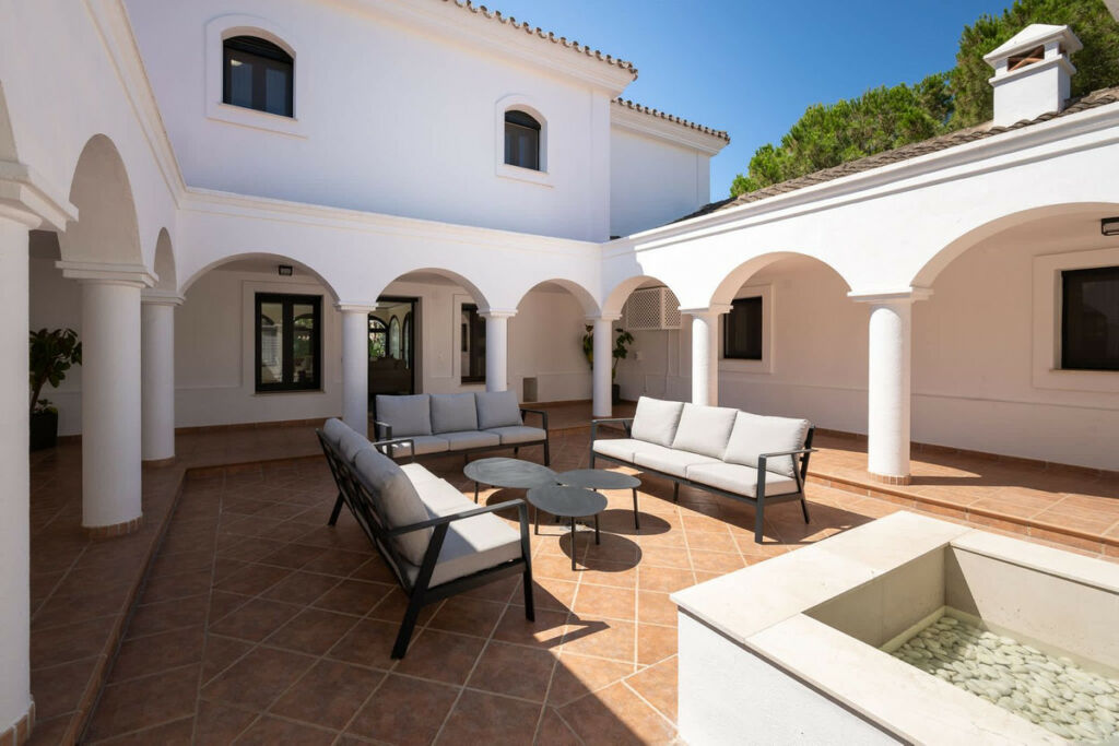 Detached Villa Marbesa Málaga - image 38