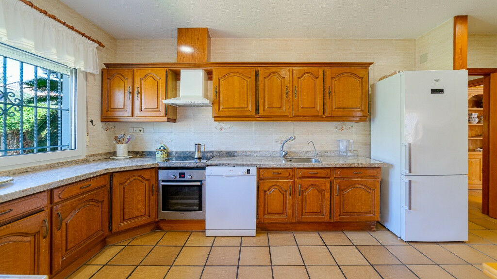 Detached Villa Campoamor Alicante - image 38