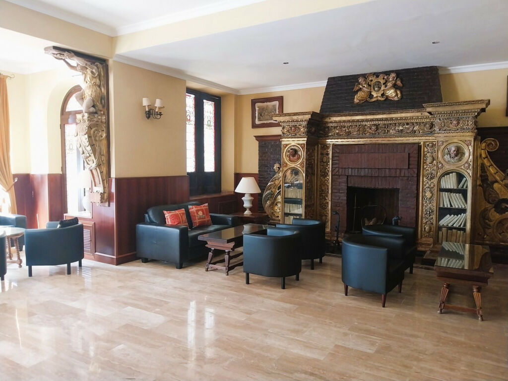 Middle Floor Apartment Calahonda Málaga - image 38
