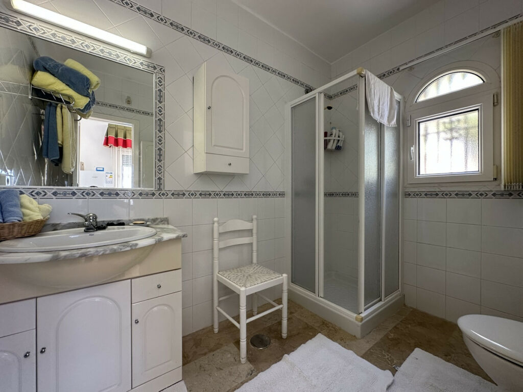 Detached Villa Villamartin Alicante - image 38