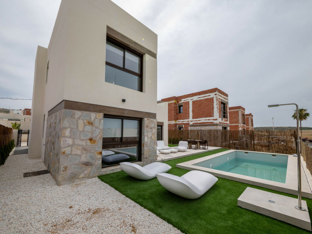 Detached Villa Algorfa Alicante - image 38