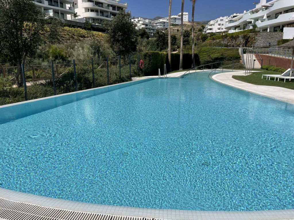 Middle Floor Apartment Higueron Málaga - image 38