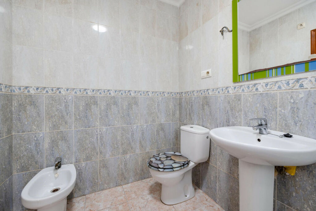 Townhouse Los Montesinos Alicante - image 38