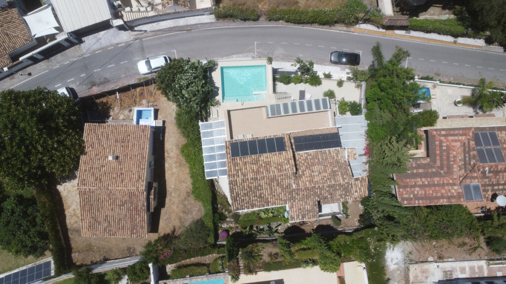 Detached Villa Nueva Andalucía Málaga - image 38