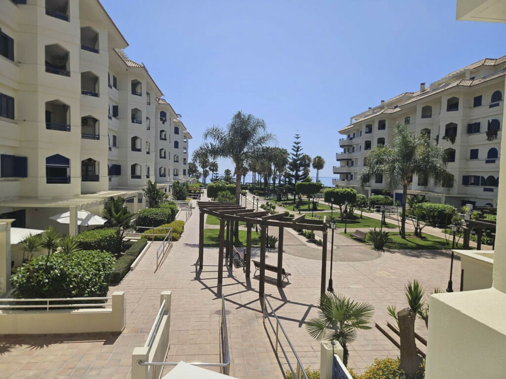 Middle Floor Apartment San Luis de Sabinillas Málaga - image 38