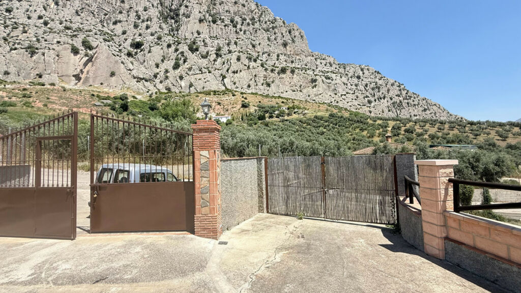Detached Villa Valle de Abdalajis Málaga - image 37