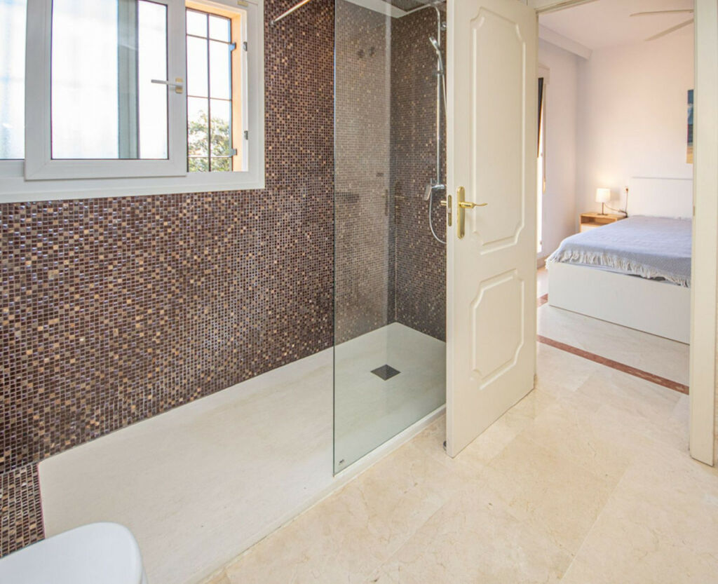 Semi-Detached House Riviera del Sol Málaga - image 38
