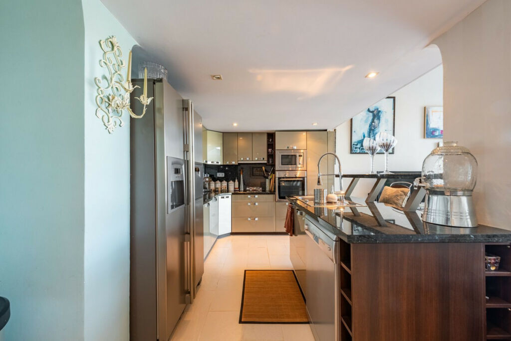Detached Villa Istán Málaga - image 37