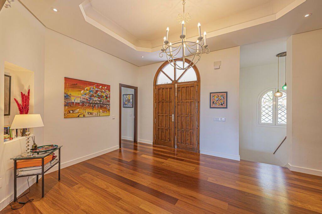 Detached Villa El Paraiso Málaga - image 39