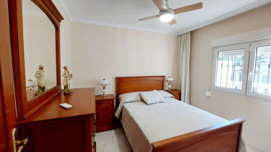 Townhouse Los Boliches Málaga - image 20
