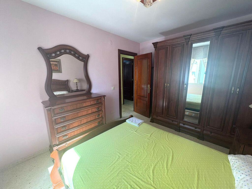 Middle Floor Apartment Benalmadena Málaga - image 39