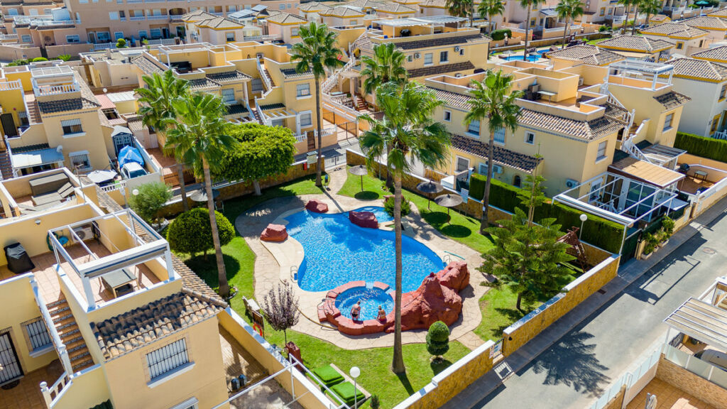 Penthouse Villamartin Alicante - image 39