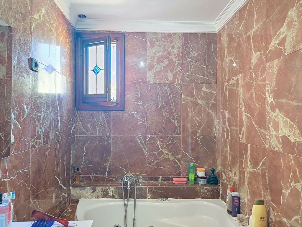 Detached Villa Almayate Málaga - image 39