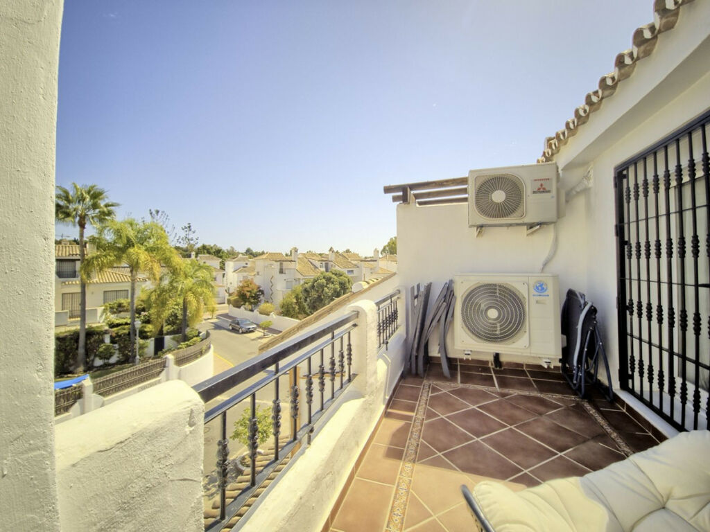 Townhouse Nueva Andalucía Málaga - image 39
