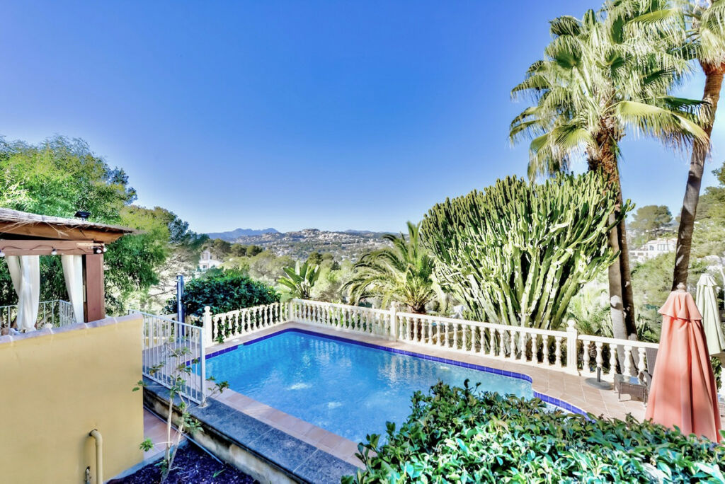 Detached Villa Moraira Alicante - image 39