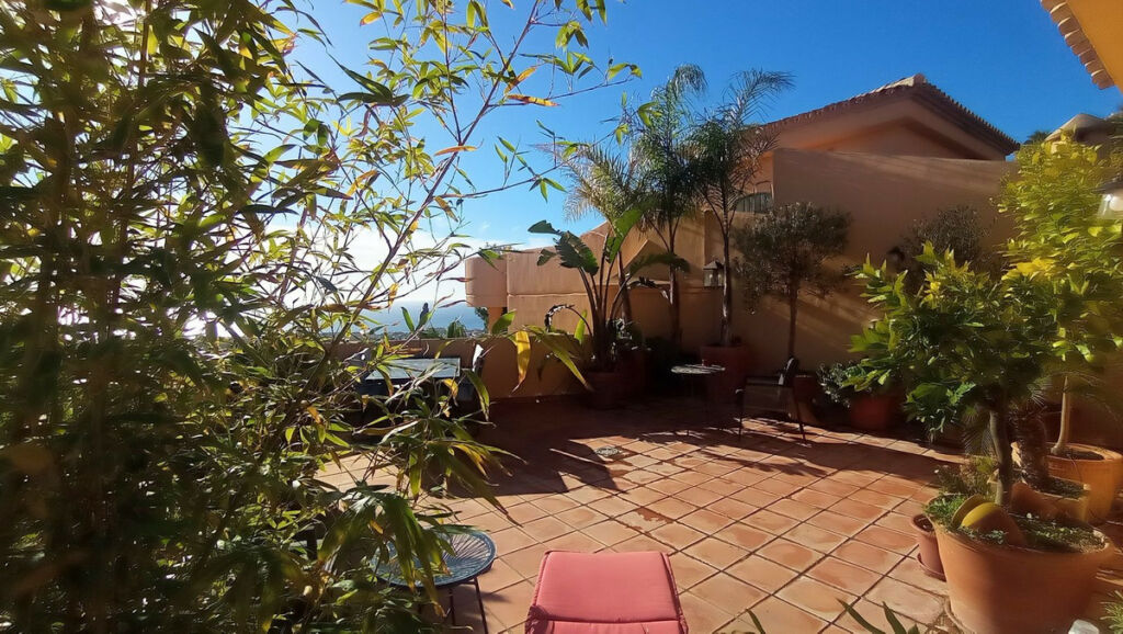 Penthouse Duplex Calahonda Málaga - image 39