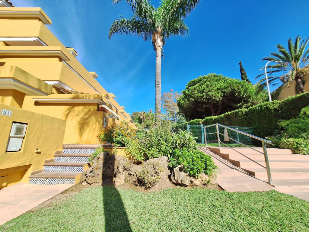 Penthouse Duplex Elviria Málaga - image 39