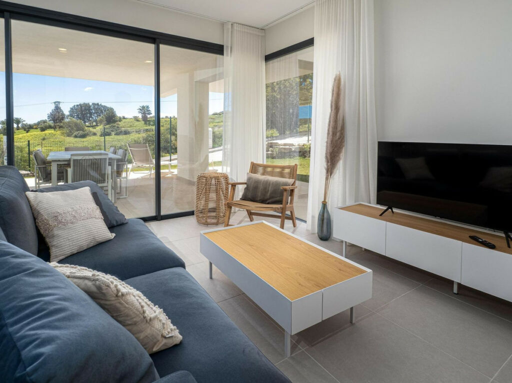 Ground Floor Apartment Estepona Málaga - image 39