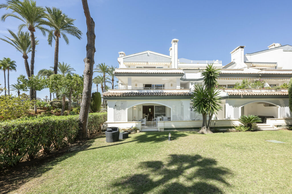 Ground Floor Apartment Estepona Málaga - image 39