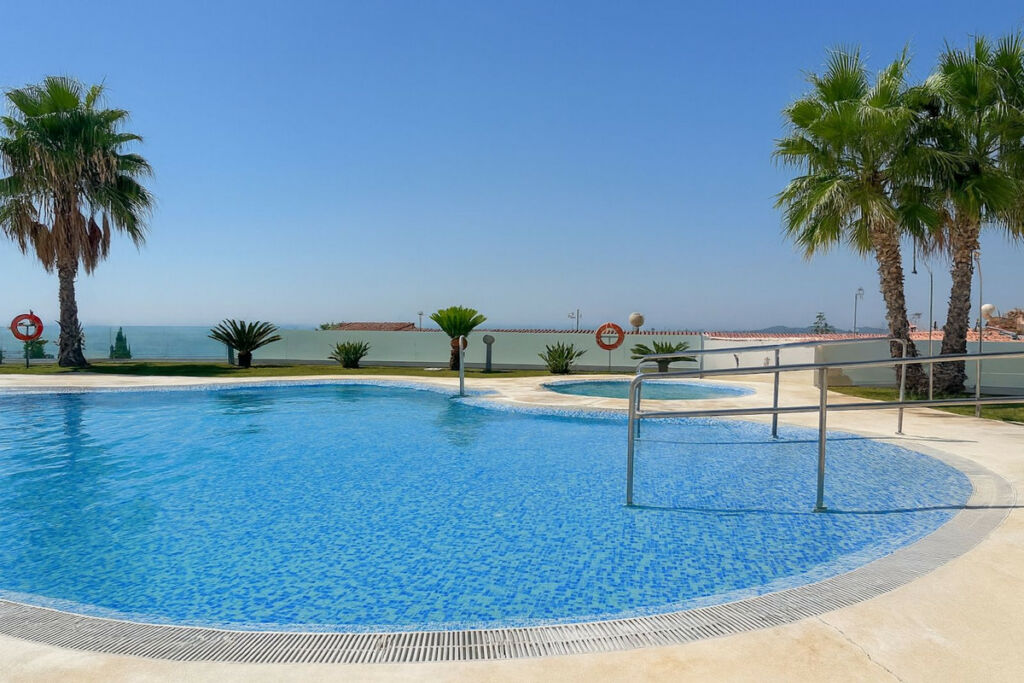 Duplex Torreblanca Málaga - image 31