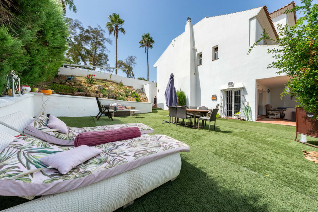 Detached Villa Sotogrande Alto Cádiz - image 39