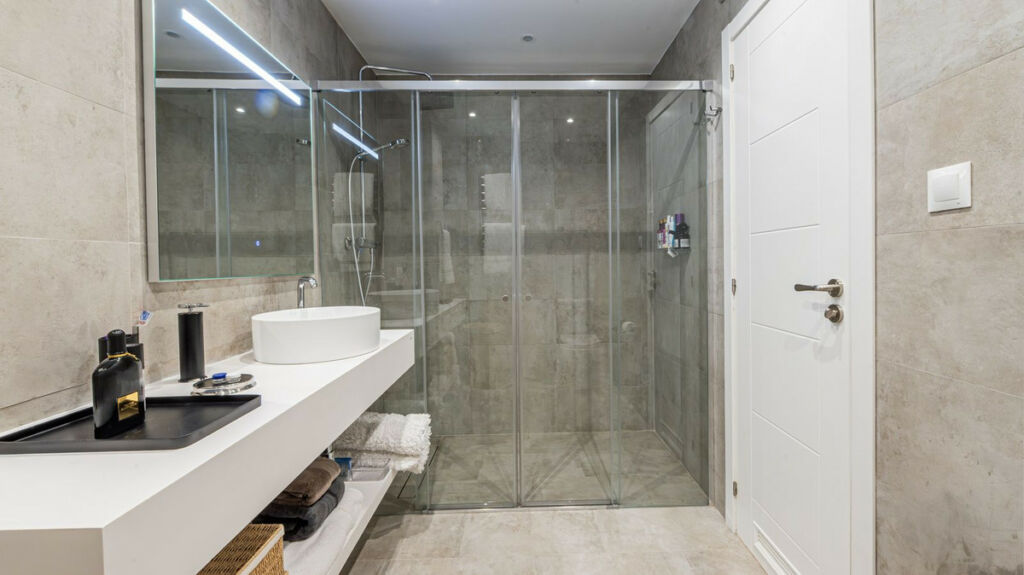 Detached Villa Benalmadena Málaga - image 39