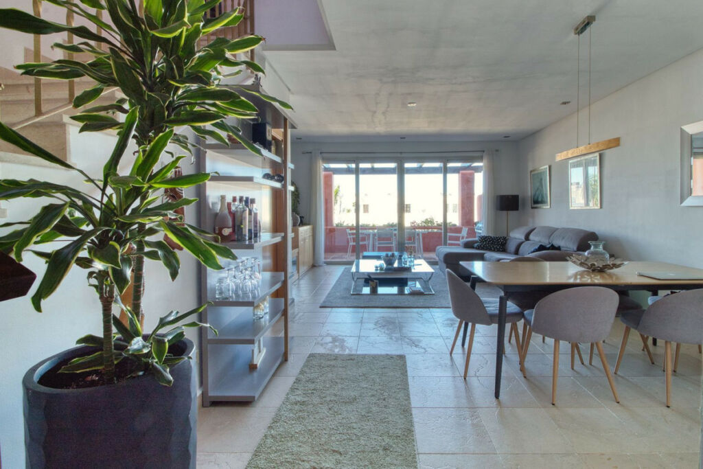 Townhouse Manilva Málaga - image 4