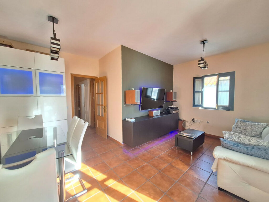 Semi-Detached House San Roque Cádiz - image 4