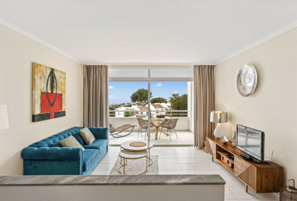 Middle Floor Apartment Riviera del Sol Málaga - image 4
