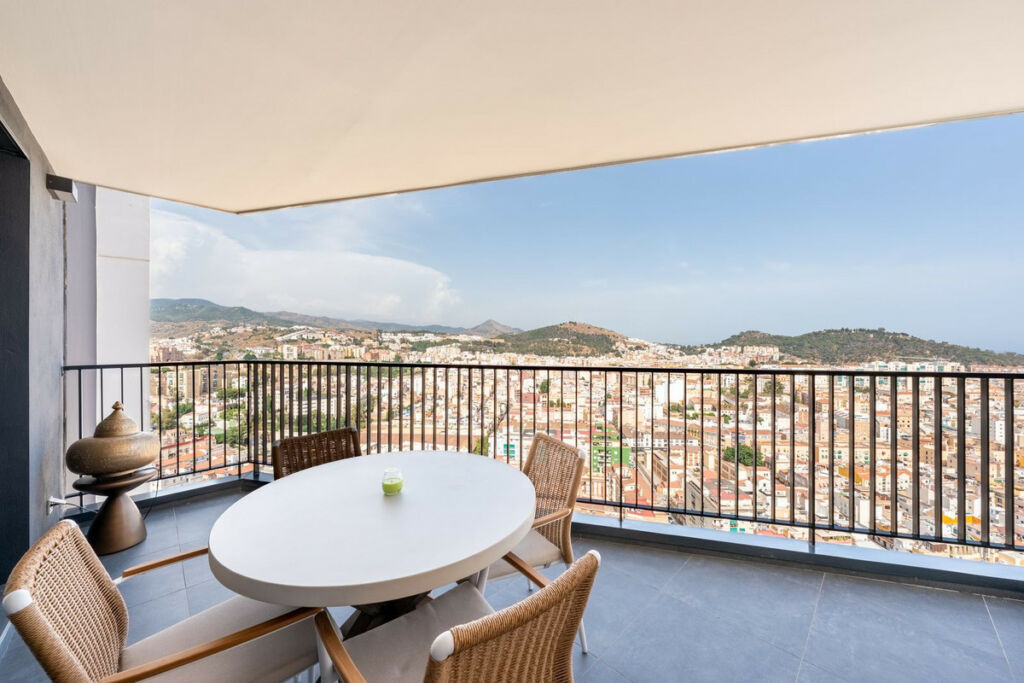 Middle Floor Apartment Málaga Málaga - image 4