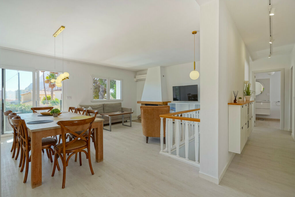 Detached Villa Calpe Alicante - image 4