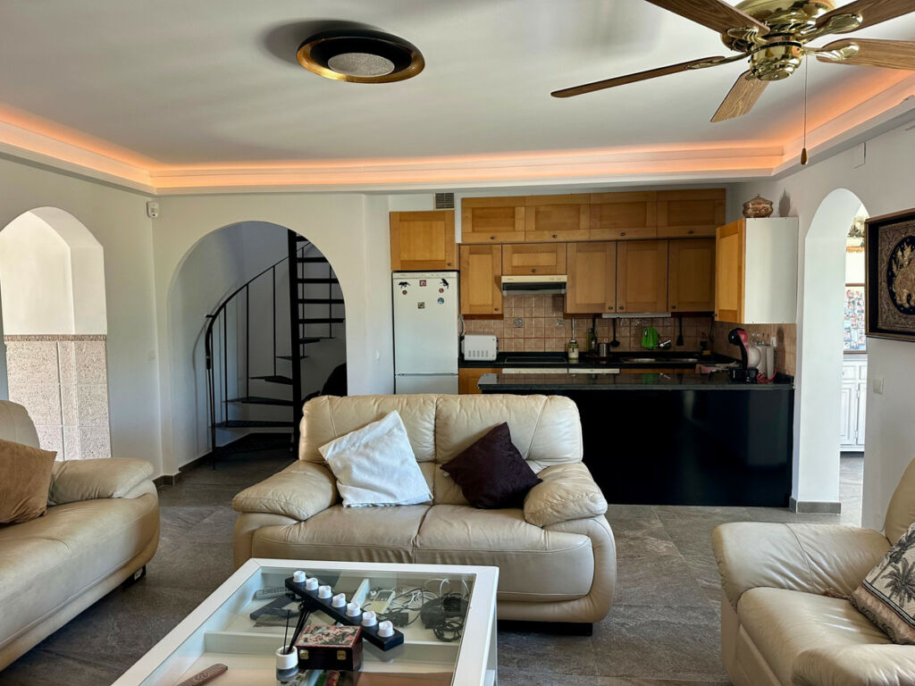 Detached Villa Manilva Málaga - image 4