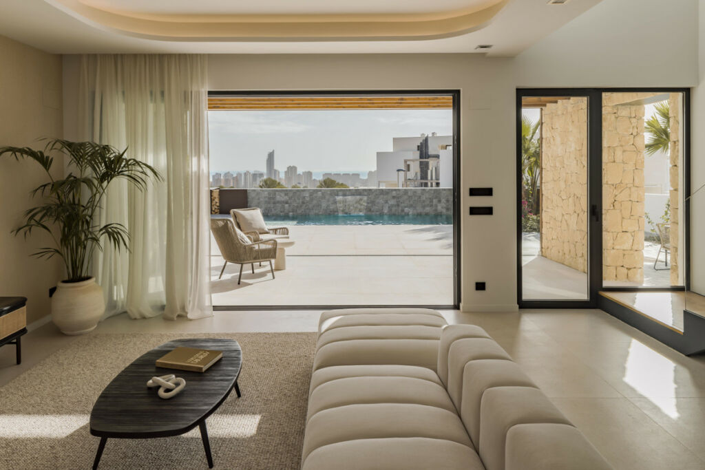 Detached Villa Finestrat Alicante - image 4