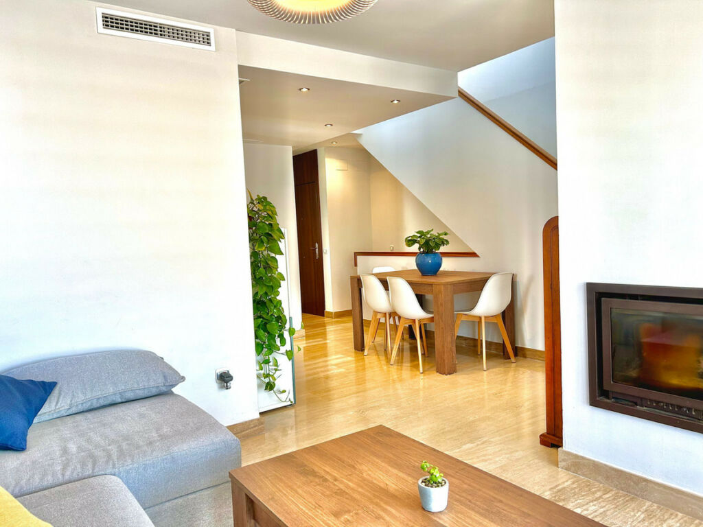 Middle Floor Apartment La Cala de Mijas Málaga - image 4