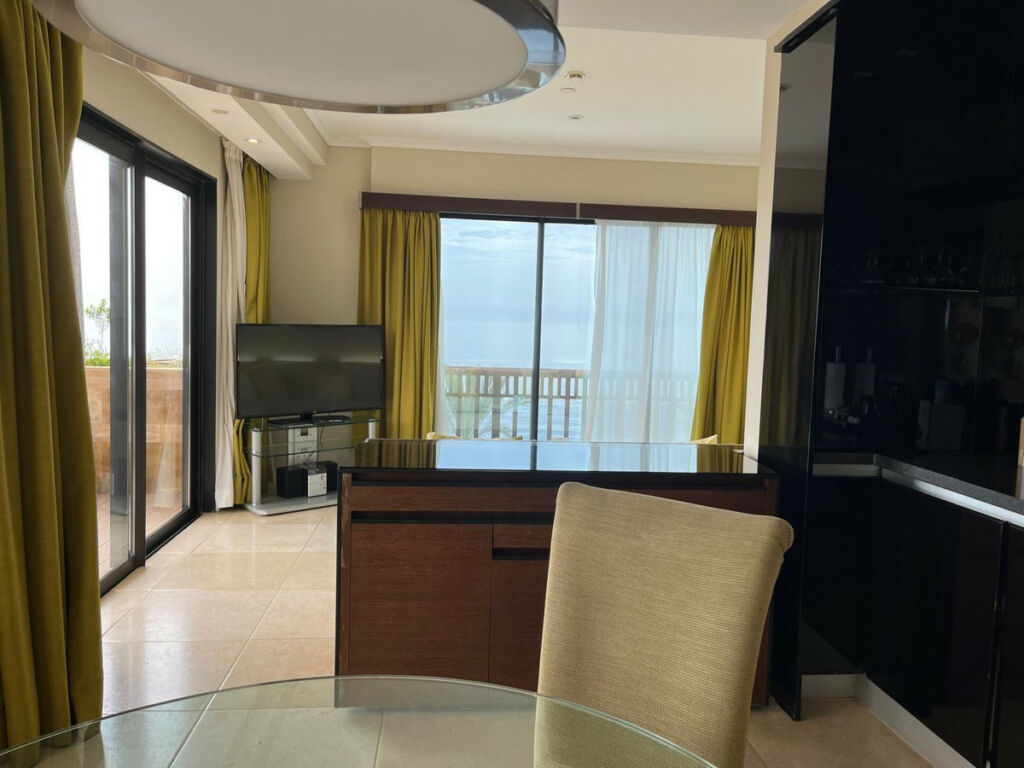 Penthouse Puerto Banús Málaga - image 4