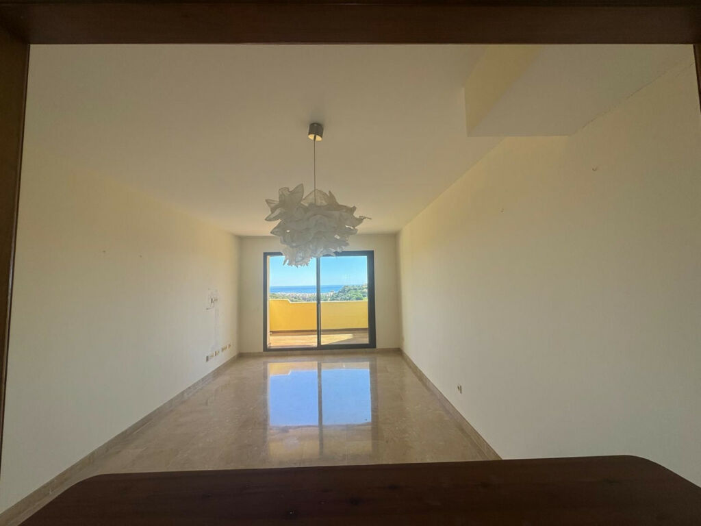 Middle Floor Apartment Manilva Málaga - image 4