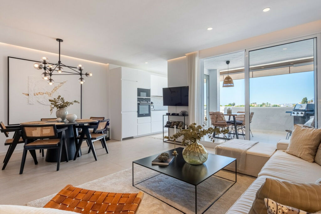 Penthouse Duplex Nueva Andalucía Málaga - image 4