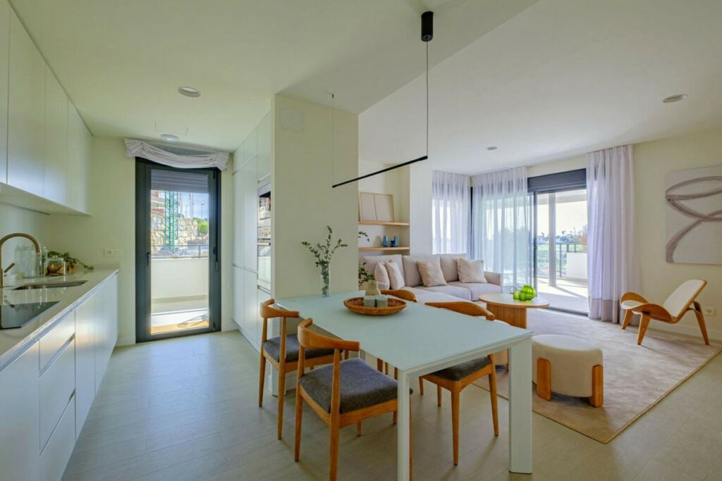 Ground Floor Apartment Casares Málaga - image 4