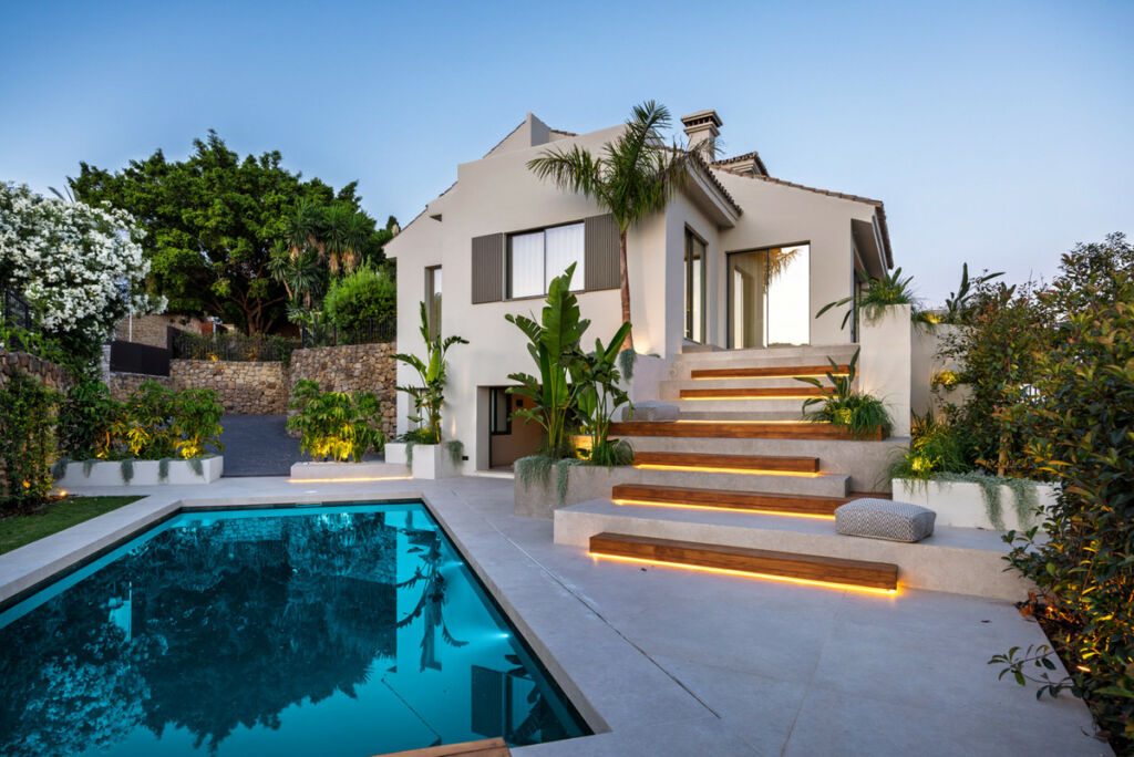 Detached Villa Nueva Andalucía Málaga