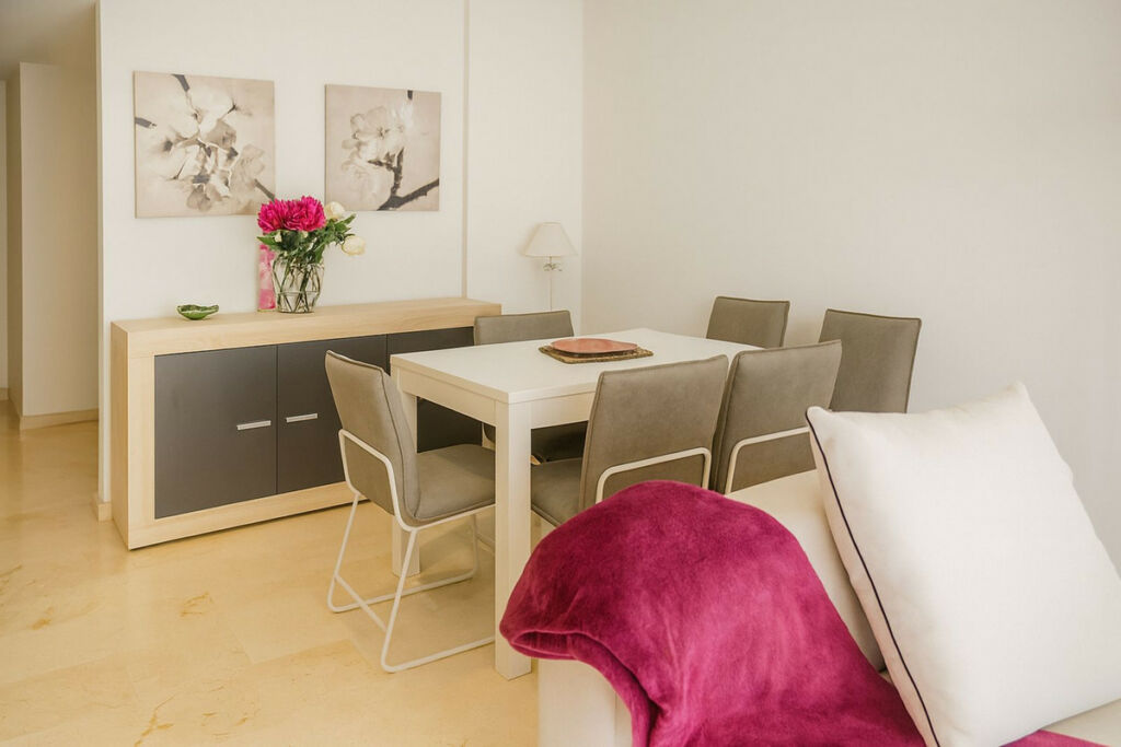 Ground Floor Apartment Guadalmina Baja Málaga - image 3