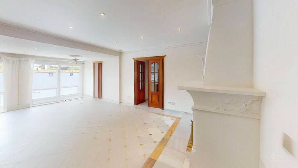 Detached Villa Costalita Málaga - image 4