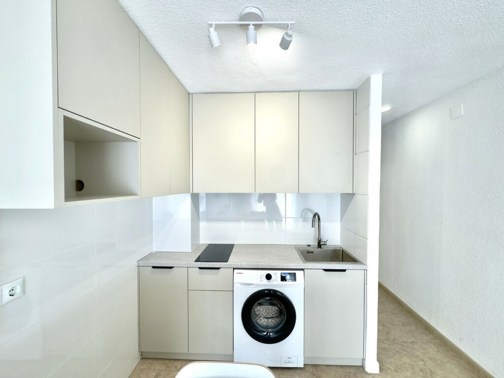 Ground Floor Apartment Guardamar del Segura Alicante - image 4