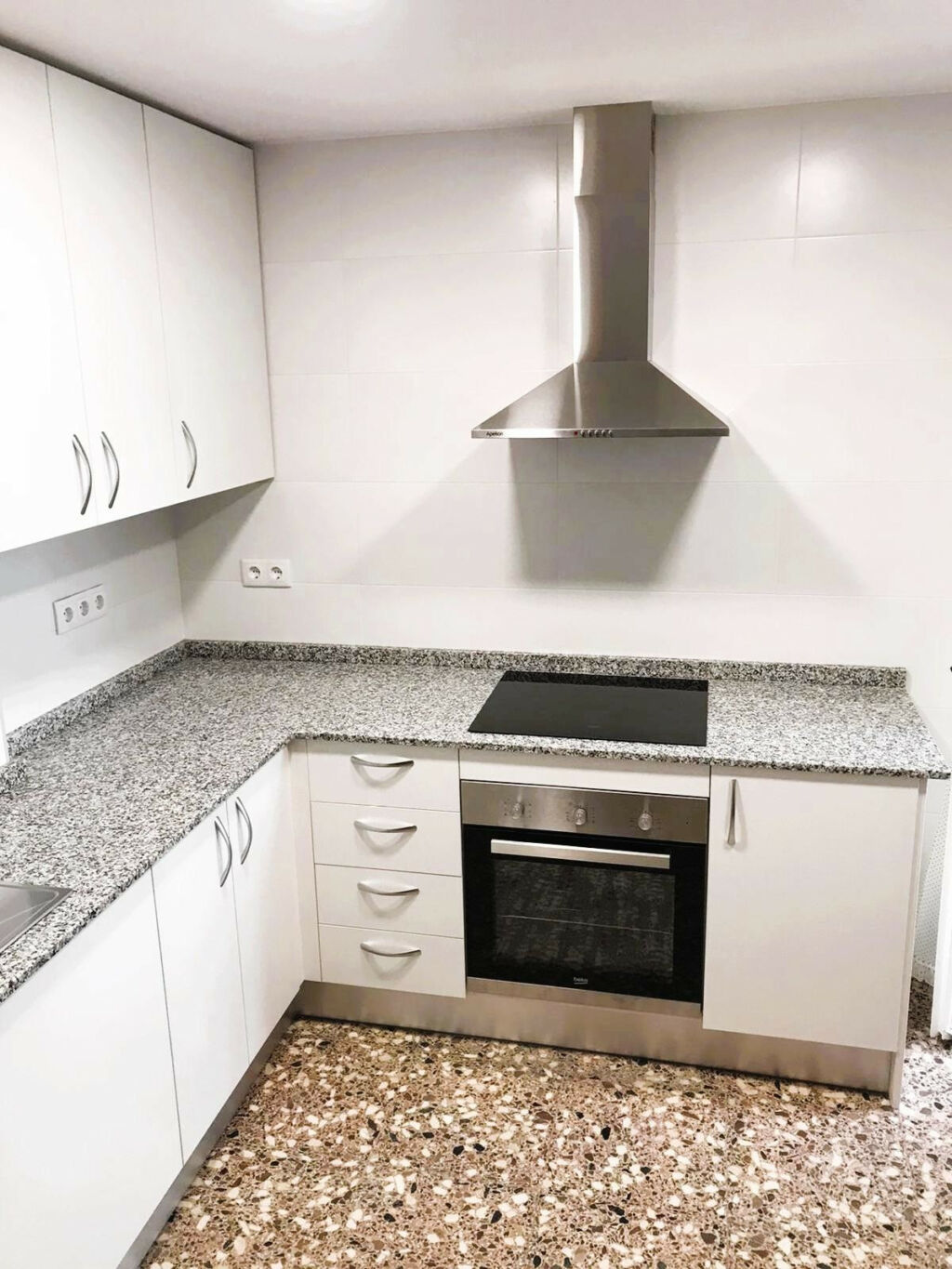 Middle Floor Apartment San Vicente del Raspeig Alicante - image 4