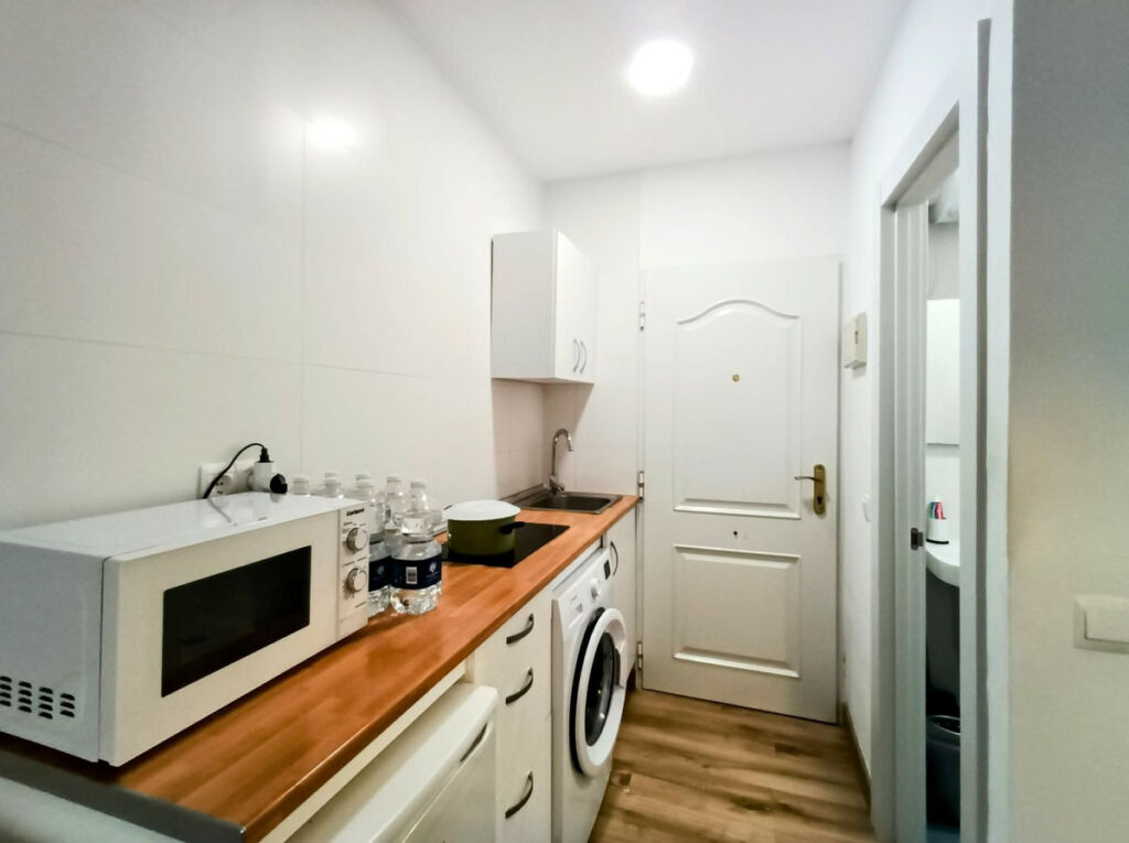 Middle Floor Studio Torremolinos Centro Málaga - image 4