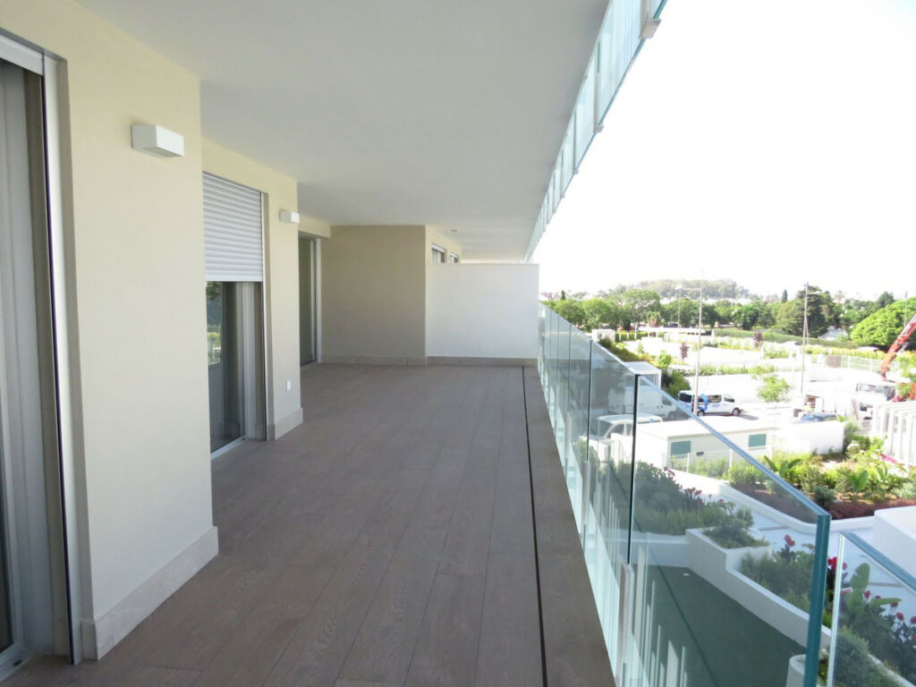 Middle Floor Apartment San Pedro de Alcántara Málaga - image 4