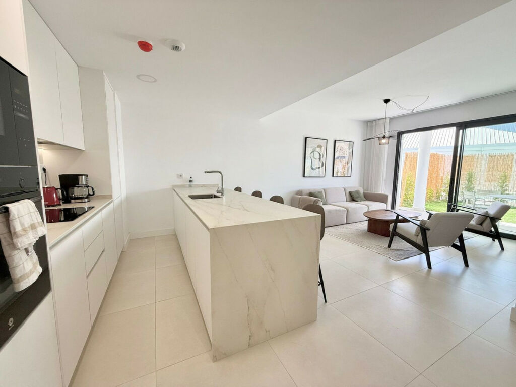 Ground Floor Apartment Higueron Málaga - image 4