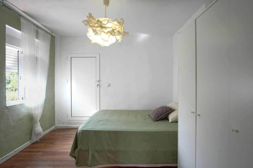 Detached Villa Denia Alicante - image 4