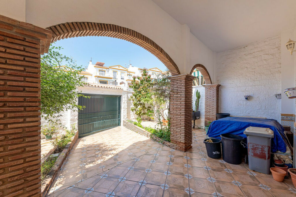 Townhouse Benalmadena Málaga - image 4