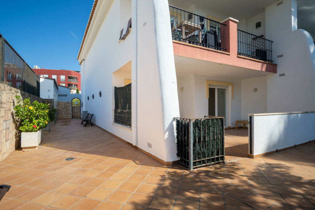 Detached Villa Jesús Pobre Alicante - image 4