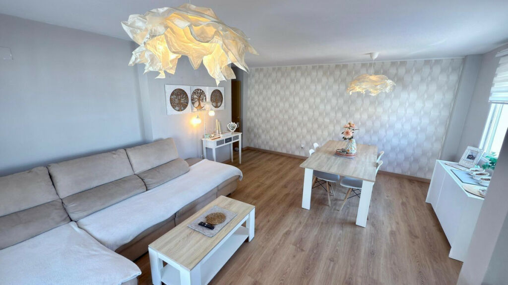 Middle Floor Apartment Altea Alicante - image 4